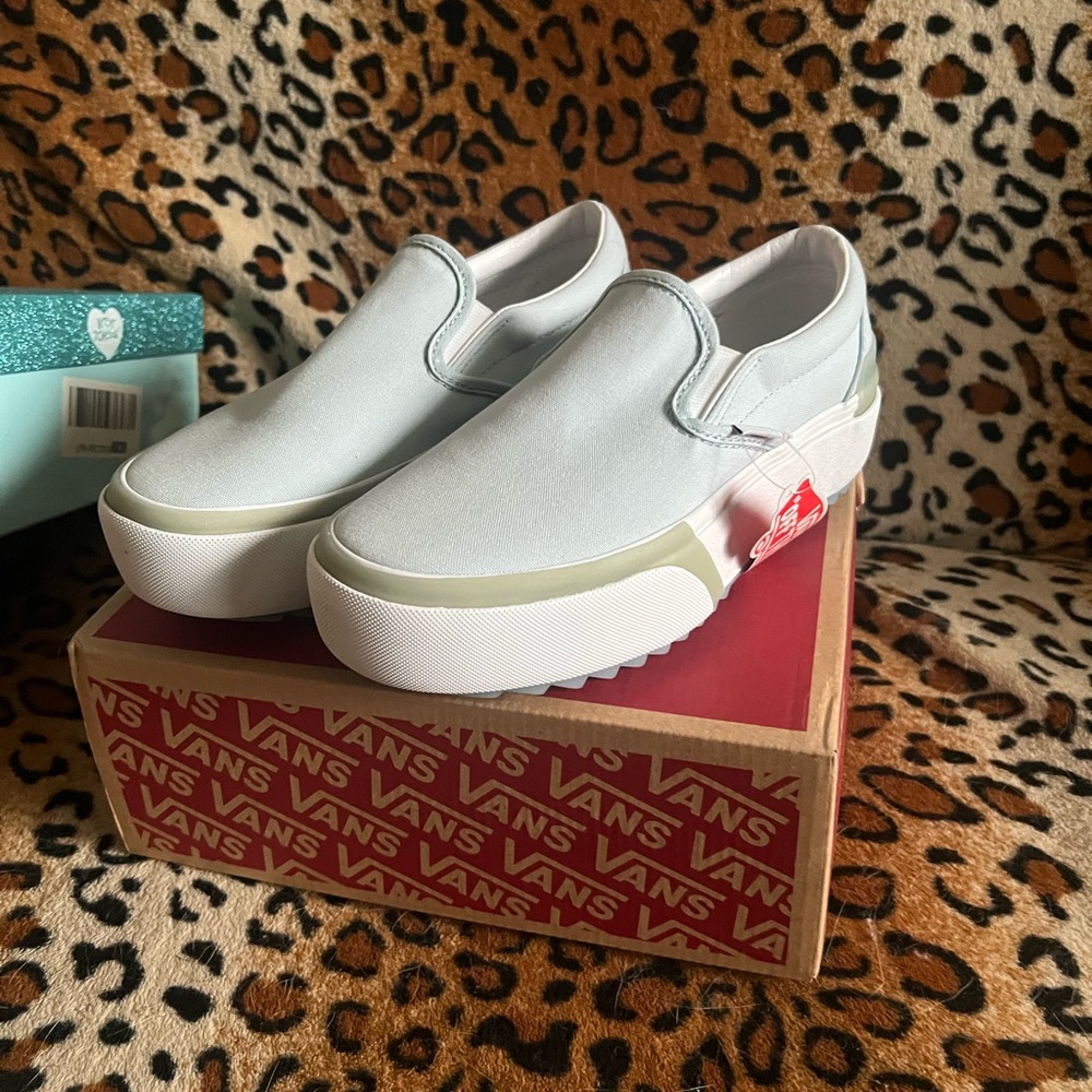 Platform sky blue vans